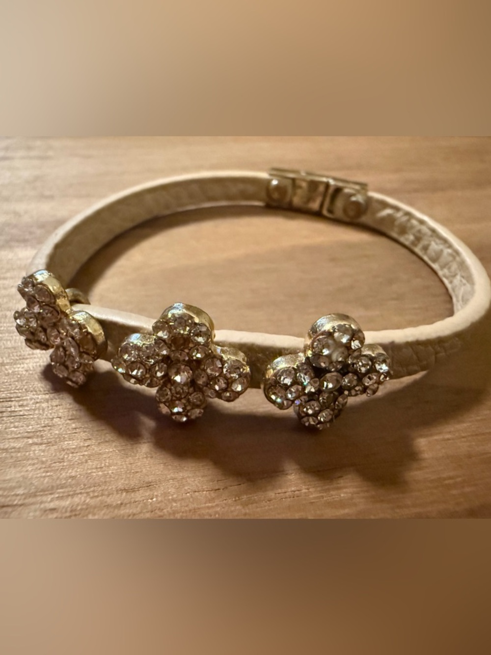 Crystal Clover Accent White Bracelet